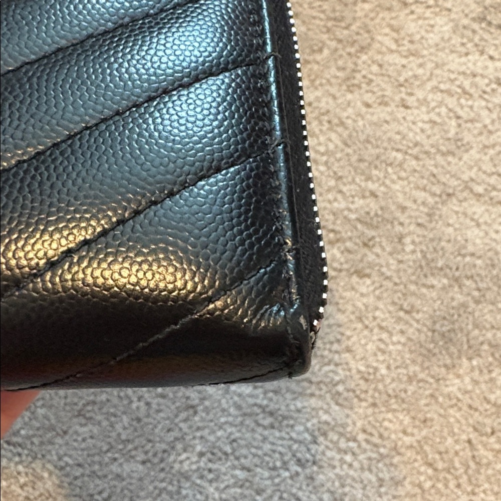 Yves Saint Laurent Black Wallet with Silver Logo - Picture 8 of 9